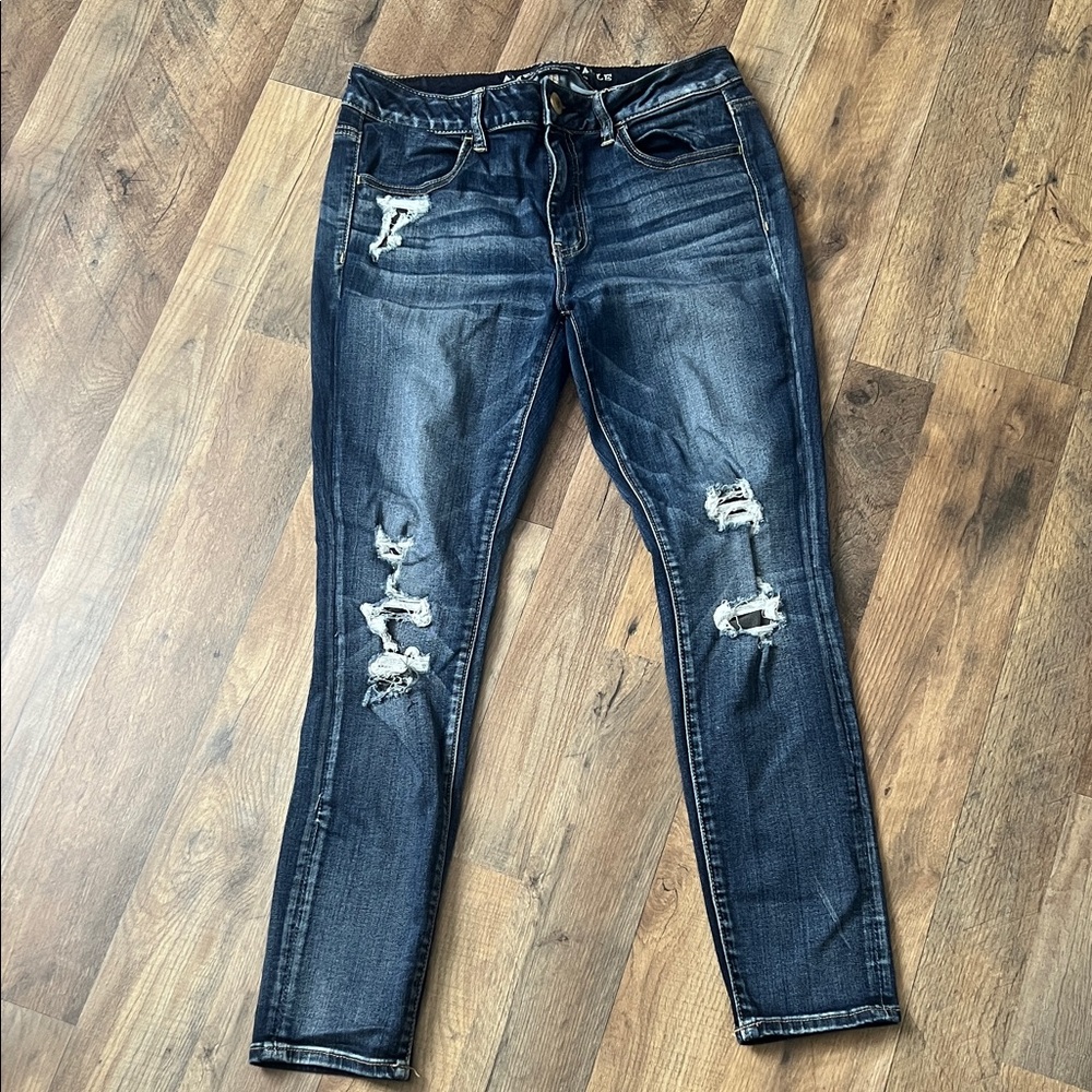 American Eagle Super Stretch distressed jegging jeans sz 10 Short